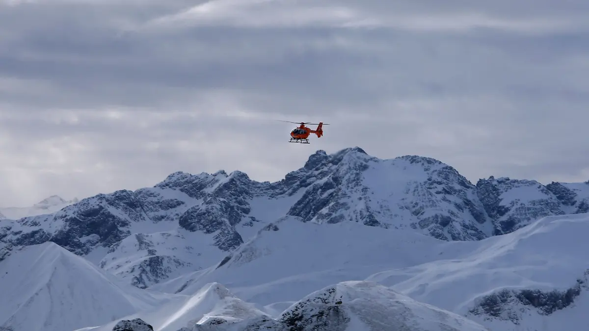 In front of his companion! German falls 370 meters to his death