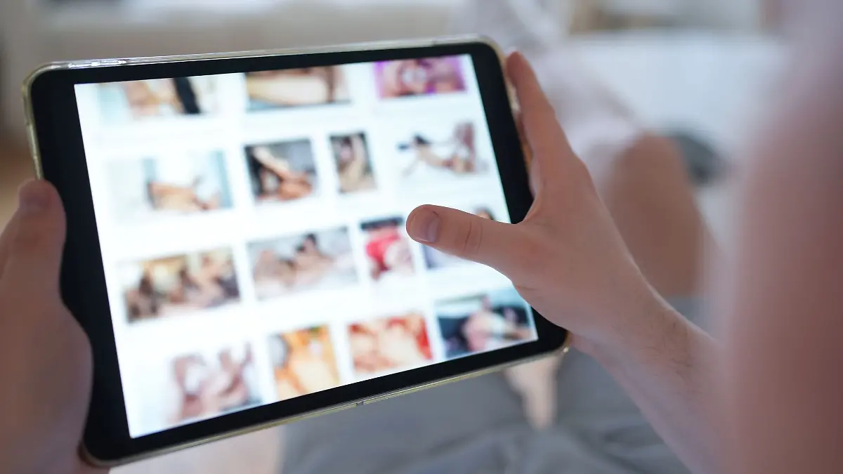 Are there false pictures of me circulating on the Internet? This is how you find out