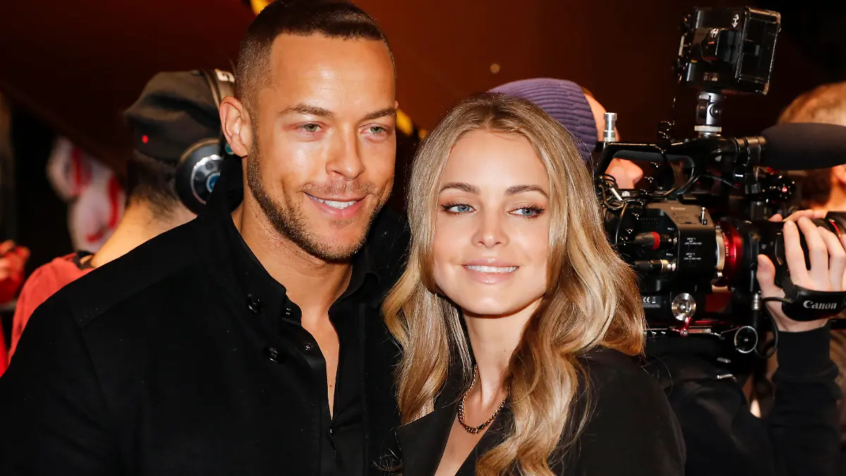 Ex-bachelor and his fiancée have a baby – pregnancy announced!