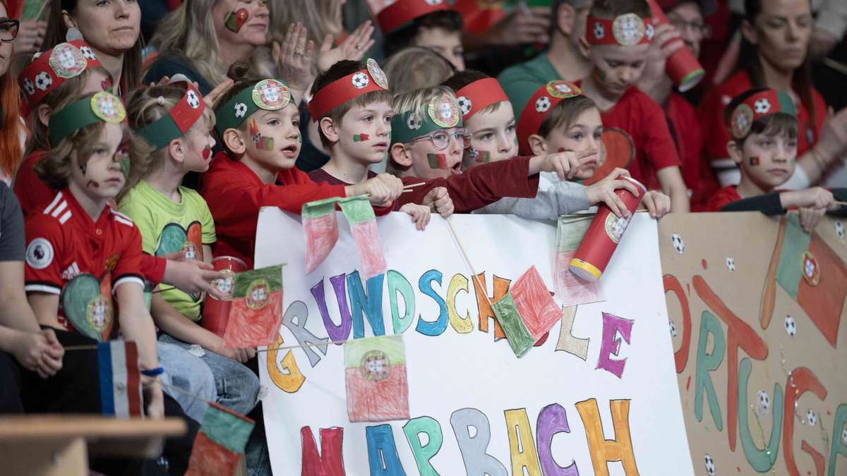 Scouts at the RhönSprudel Mini World Cup