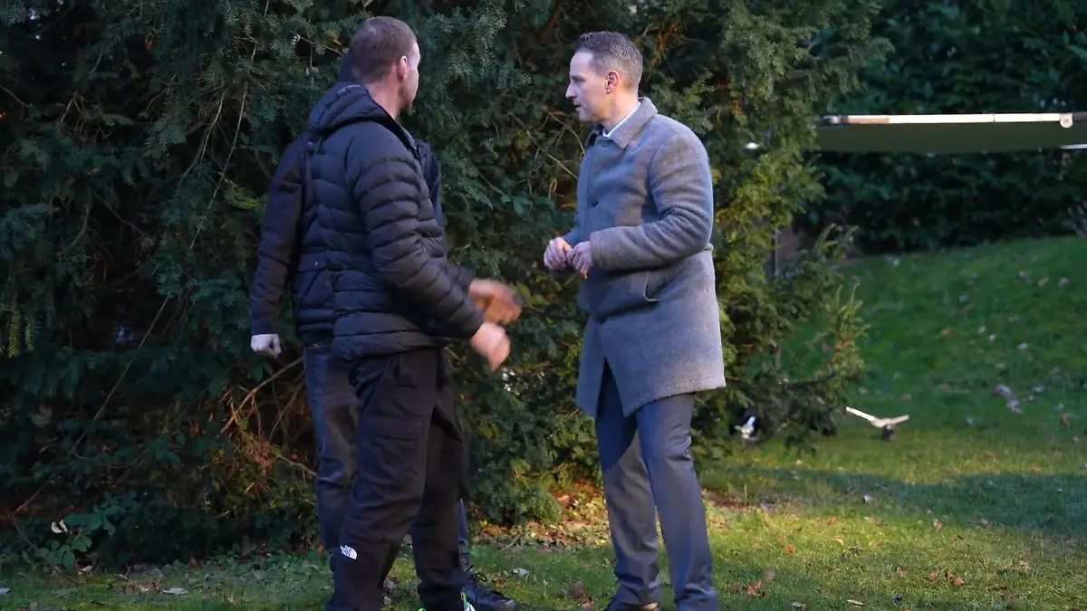 Stunt becomes reality! Marc Dumitru really hurt himself in this scene