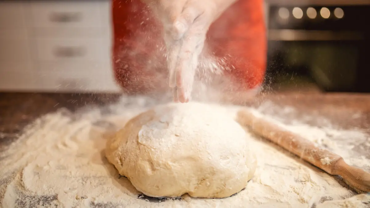 Egg, egg, egg! Nobody can resist these Easter cakes