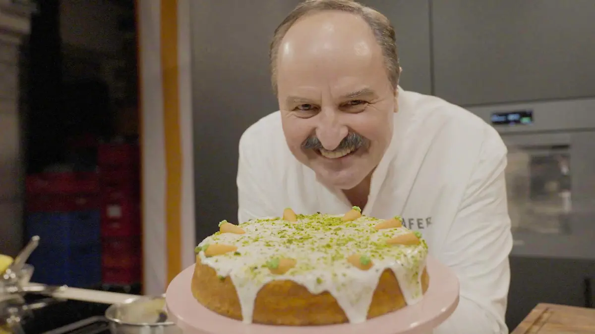 Johann Lafer's recipe for carrot cake with frosting: Easter will be so juicy!