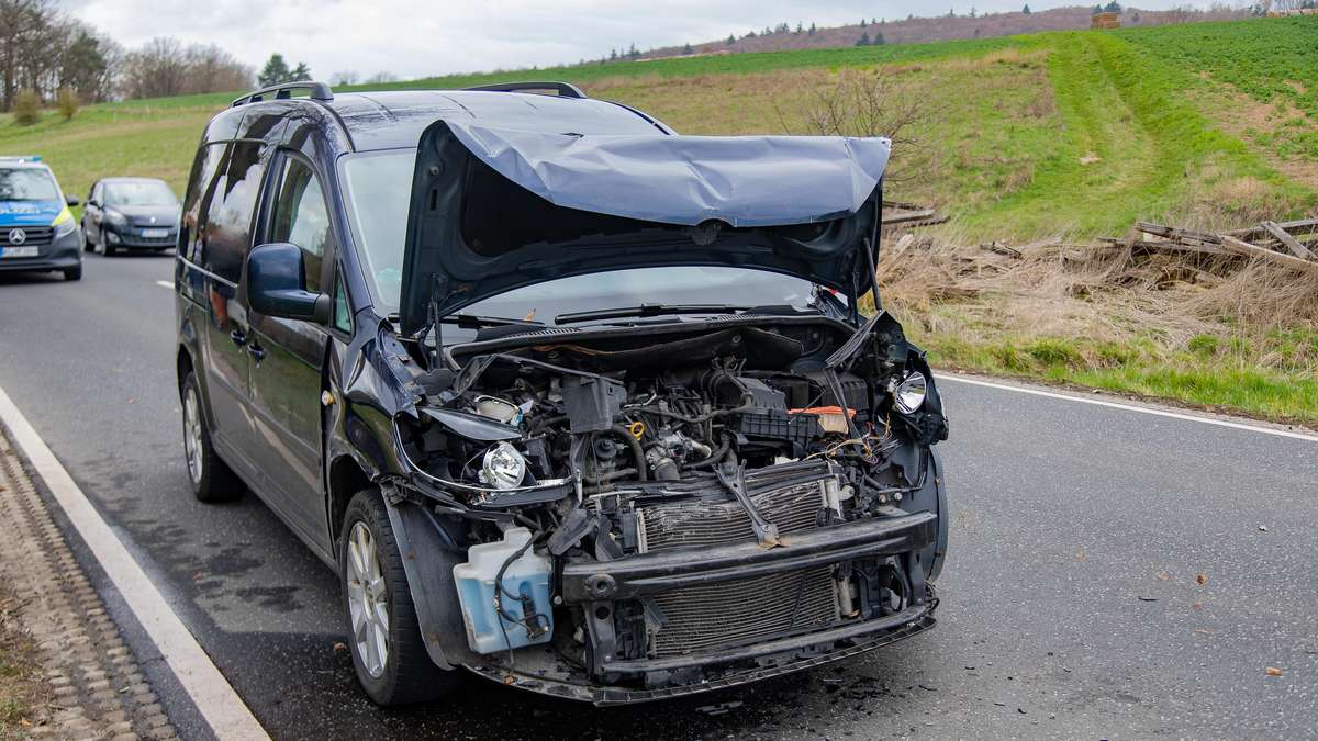 Helicopter deployment after a rear-end collision near Alsfeld