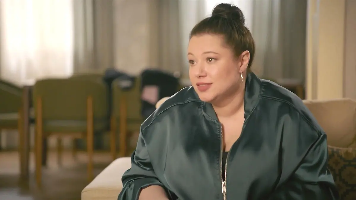 Vanessa has come to save Richard