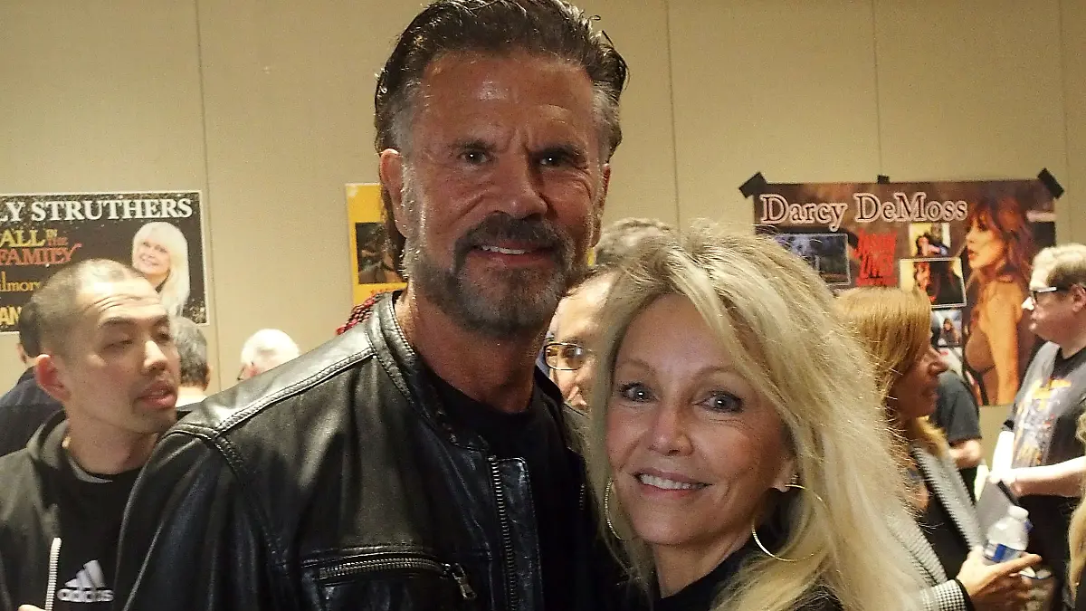 80s revival in love! Heather Locklear and Lorenzo Lamas totally in love