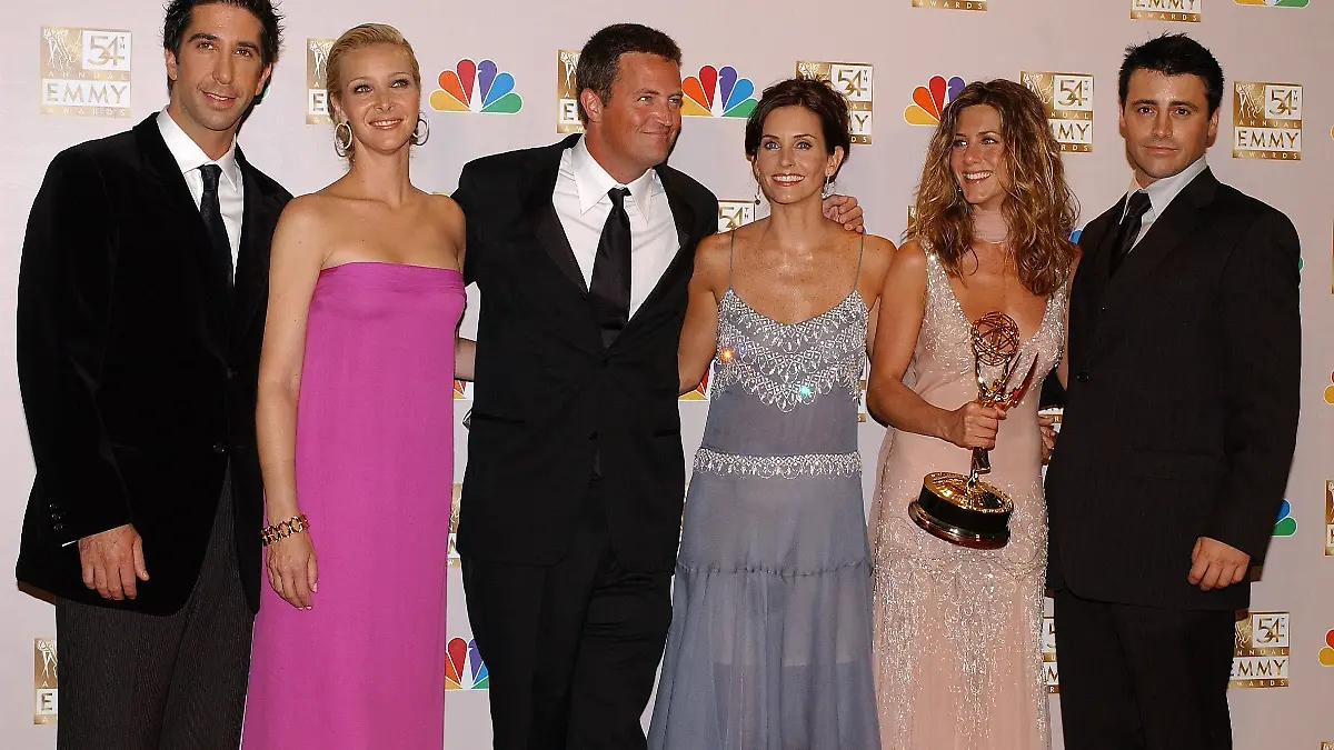 This is how much the “Friends” stars still earn from the series today