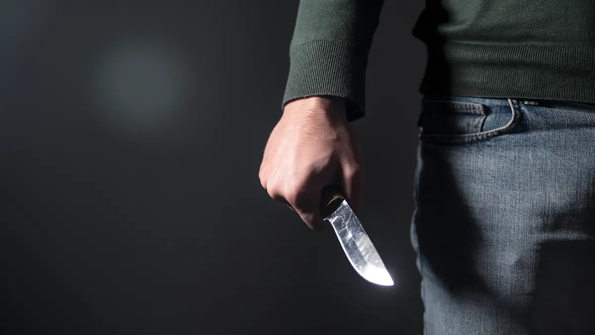 Employee (32) attacks colleague with knife in Hesse Federal Office