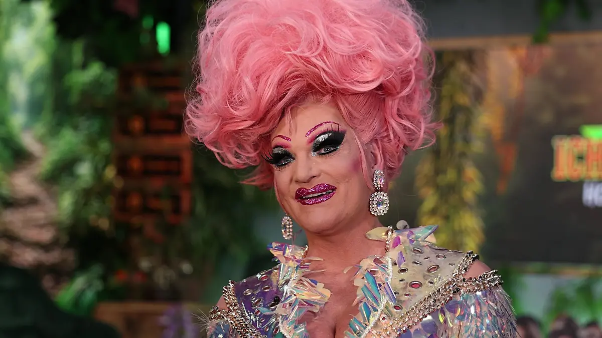 Olivia Jones has a “new face” – drag queen talks about plastic surgery