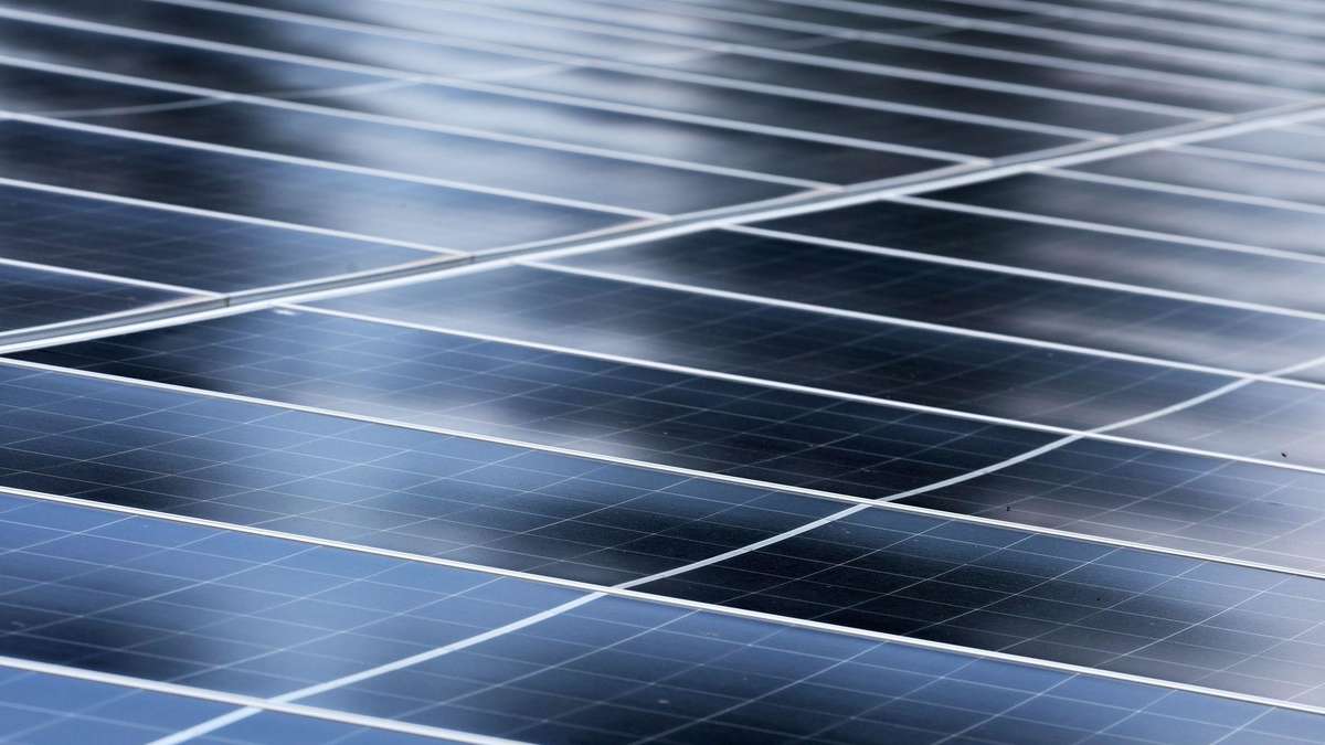 Unknown people steal cables from the photovoltaic system in Flieden