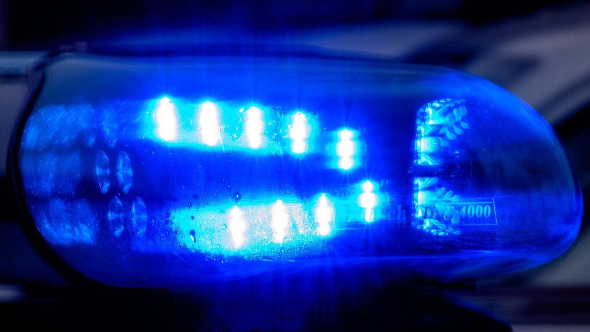 Nightly series of burglaries: Unknown people break into four vehicles