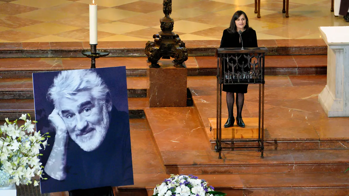 Funeral service for Mario Adorf (95†): Daughter gives a moving speech!