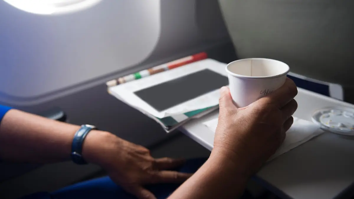 Briton sues airline after coffee accident on plane