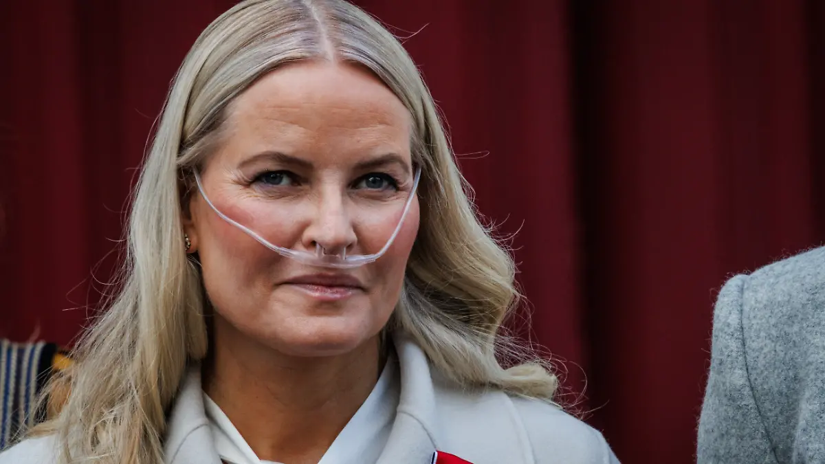 Princess Mette-Marit is apparently about to have a lung transplant: “The last resort!”